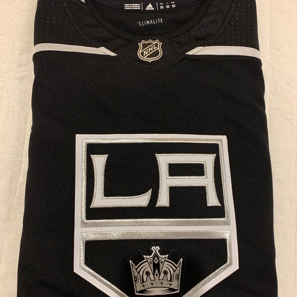 Adidas NHL LA Kings NWT$180 Black Authentic Jersey - Picture 5 of 5